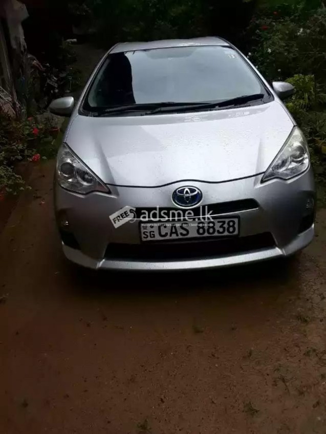 Toyota Aqua 2014 (Used)