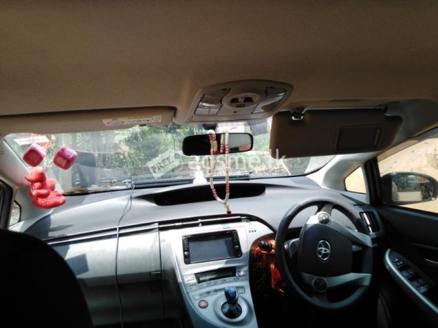 Toyota Prius 2014 (Used)