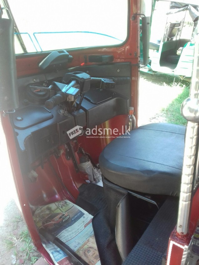 Bajaj Three Wheeler 2015
