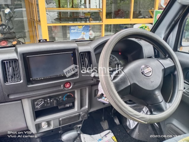 Nissan Clipper Full Seat Buddy Van for Hire