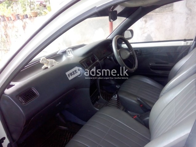 Toyota Corolla 1992 (Used)