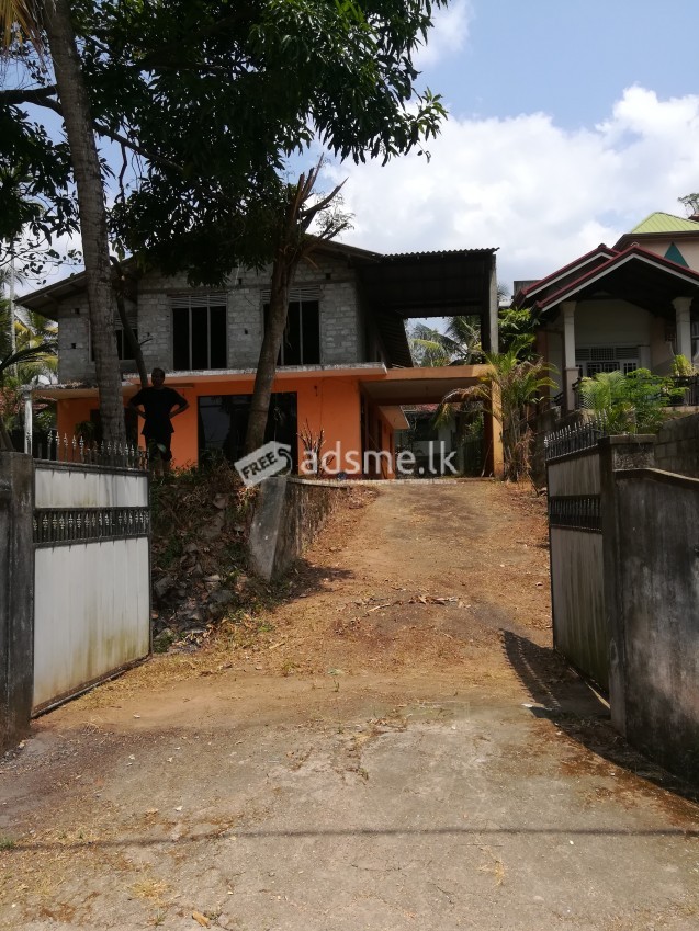 Land For Sale in Gampaha (Near Bandaranayake College)