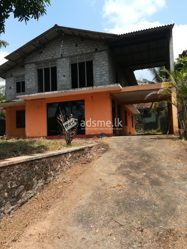 Land For Sale in Gampaha (Near Bandaranayake College)