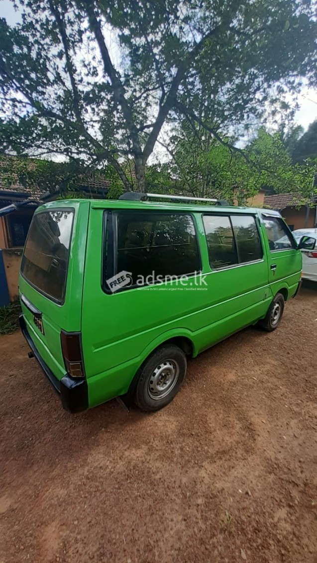 Nissan Venat 1993
