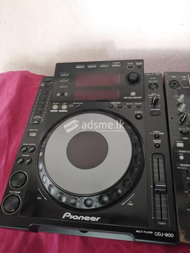 DJ Console