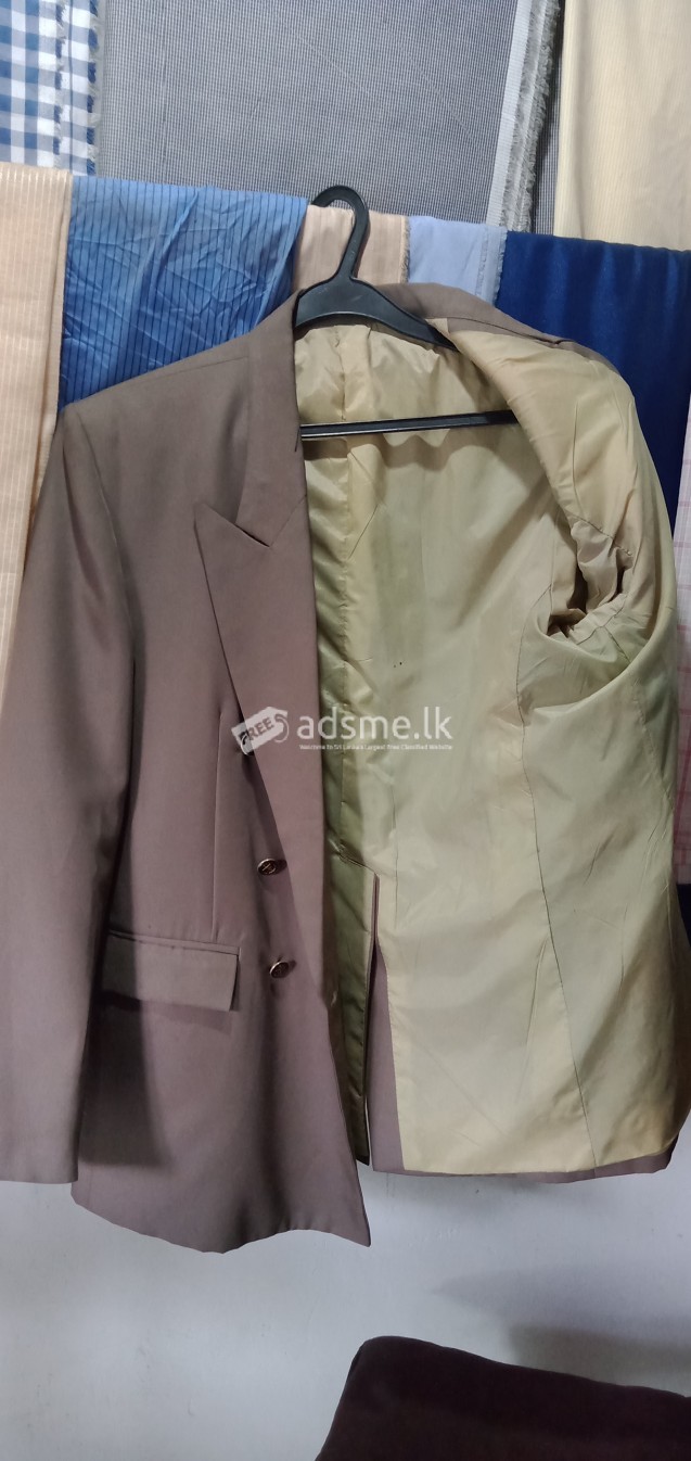 ඉතා පහසු මිලට විකිනීමට ඇත.