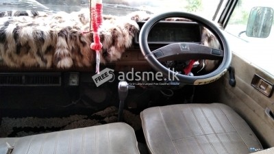 Mitsubishi L300 1982