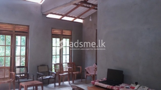 කතරගම පූජා නගරයට ඉතාම ආසන්න පර්චස්  42 කින් සමන්විත නව නිවස විකිණිමට