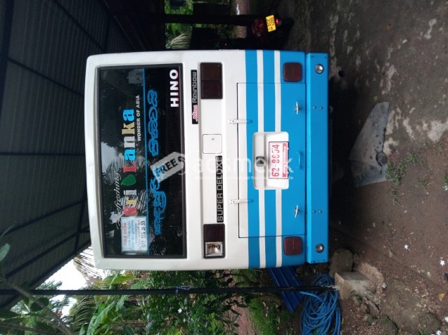 Hino Rainbow 1991