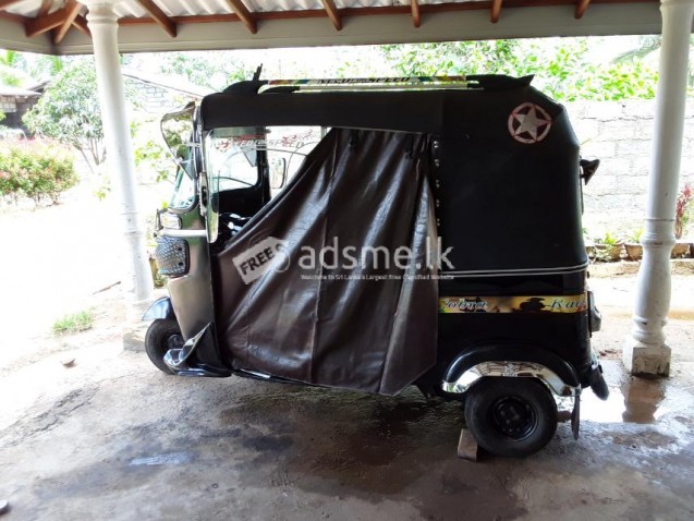 Bajaj 4 Storke Three Wheelers 2015