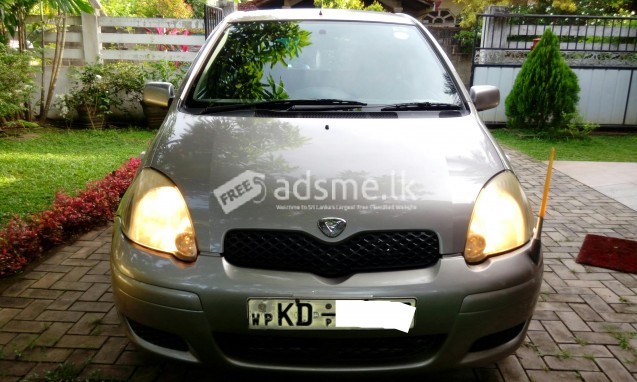 Toyota Vitz 2002 (Used)