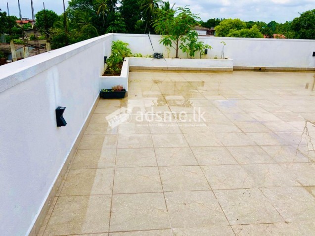 BRAND NEW^ 03 stories house with rooftop for sale in Battaramulla^^