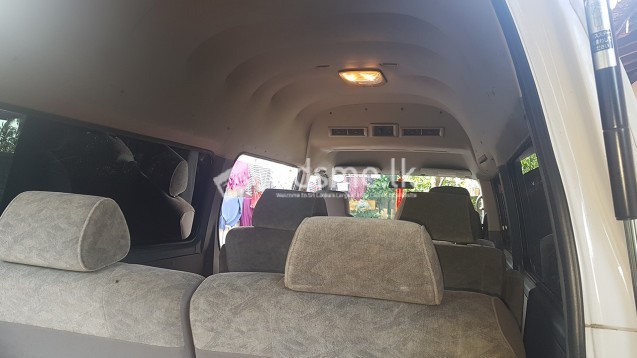 Nissan Caravan E25 2004