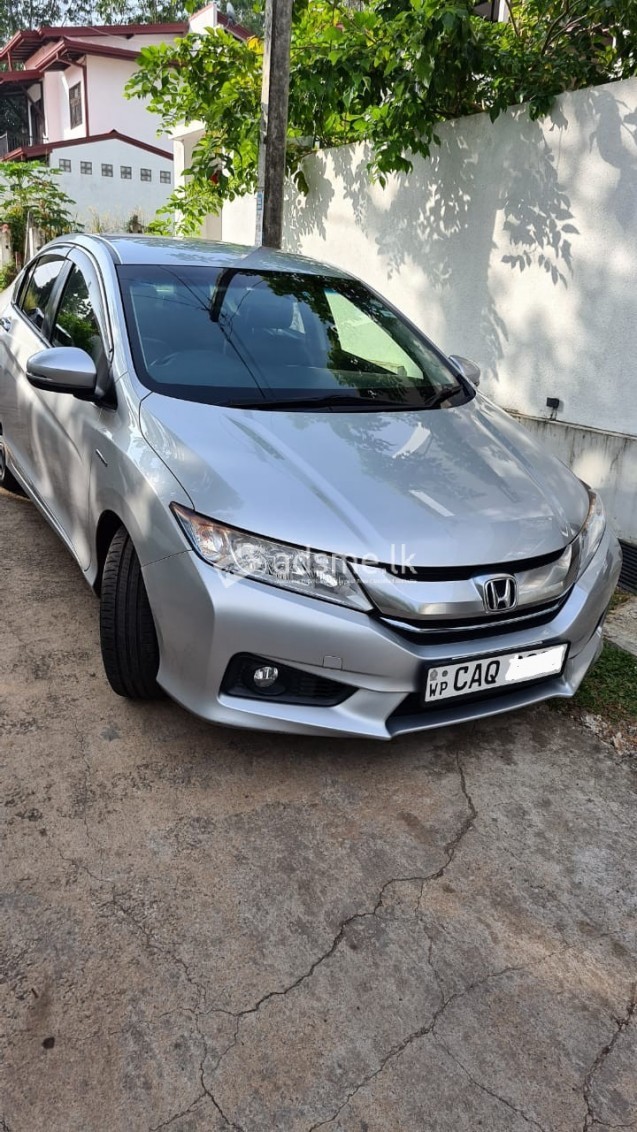 Honda Grace 2015 (Used)