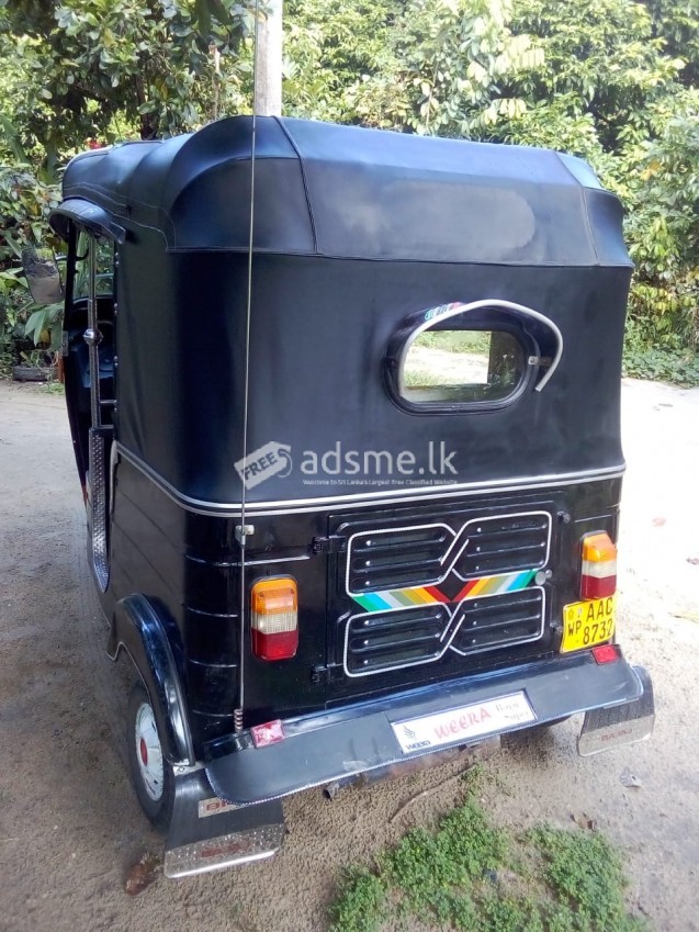 Bajaj 4 Stork 2012