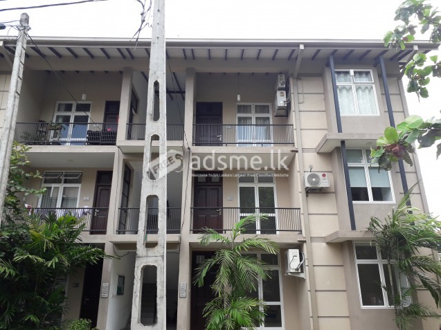 Brand new Luxury apartment for sale at Talawatugoda