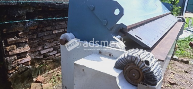 Bending machine