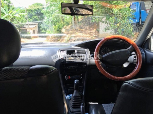 Toyota Corolla 1993 (Used)