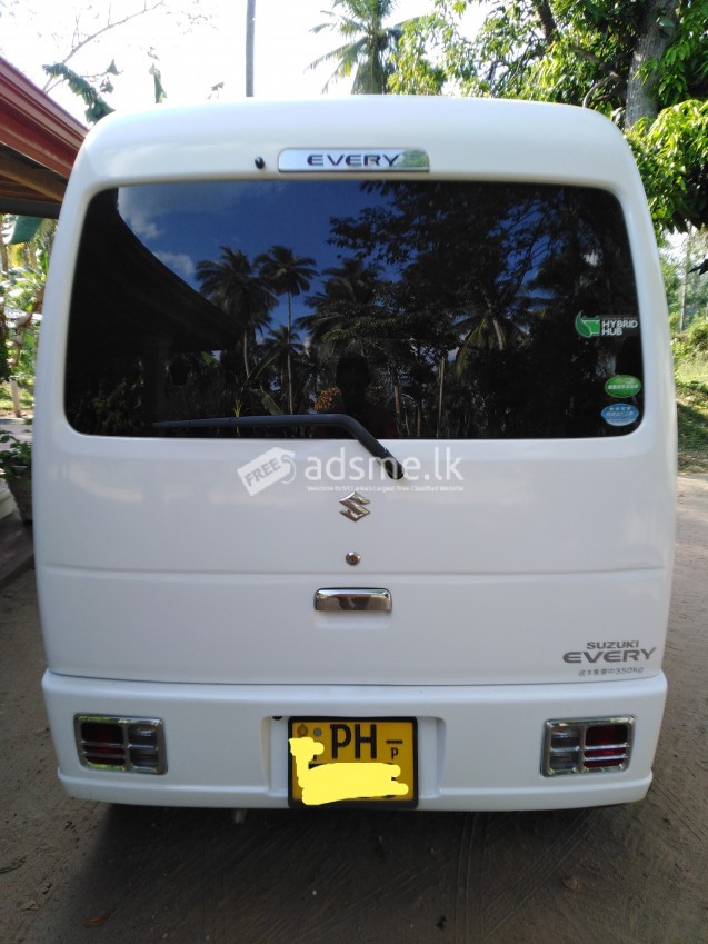 Suzuki Every 2013