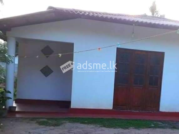 කුරුණෑගල මල්කඩුවාවේ කාමර 4ක නිවසක්