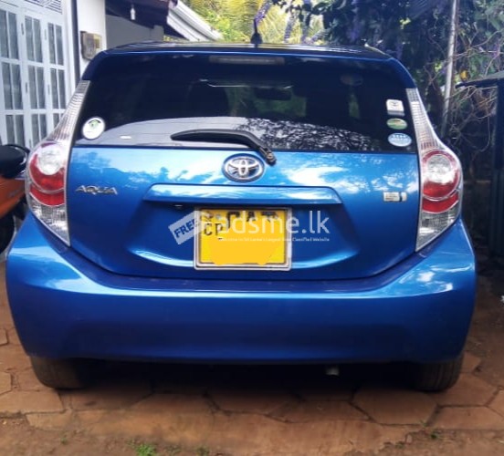 Toyota Aqua 2014 (Used)