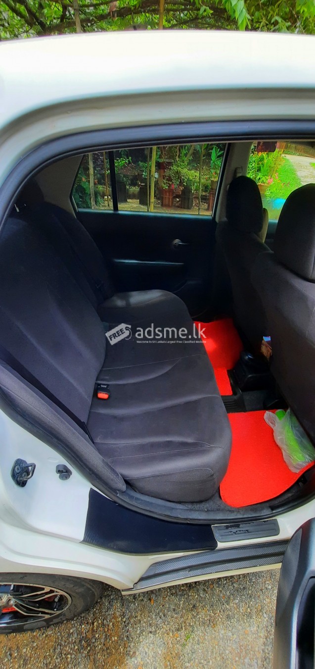 Nissan Tiida 2008 (Used)