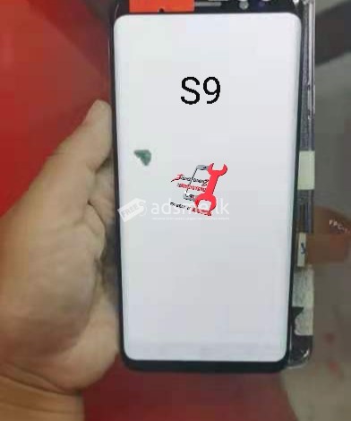 Samsung S9 Original Display ( Small Dots )