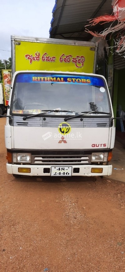 Mitsubishi Canter 1990