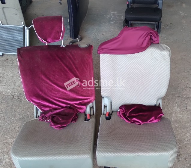 Suzuki Every Bucket seats