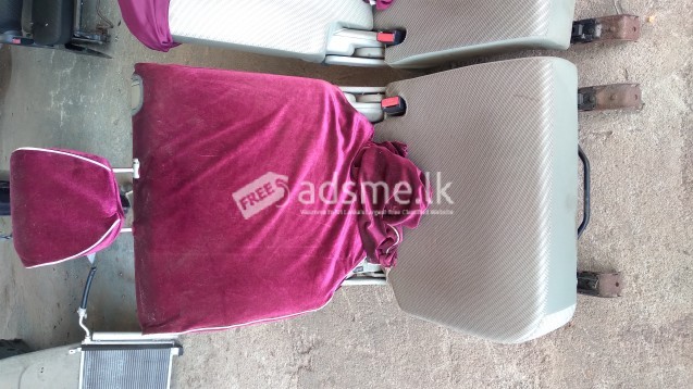 Suzuki Every Bucket seats