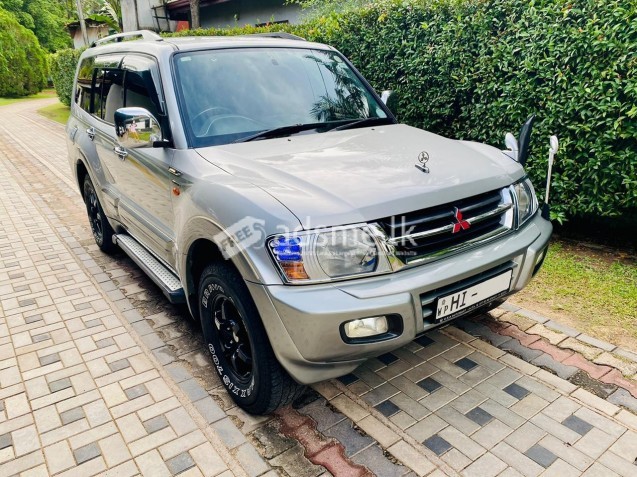 Mitsubishi Montero 2000 (Used)