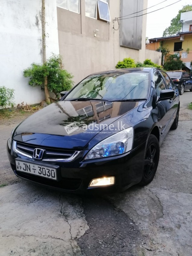 Honda Accord 2004 (Used)