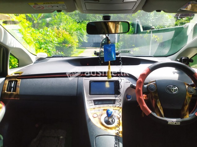 Toyota Prius 2013 (Used)
