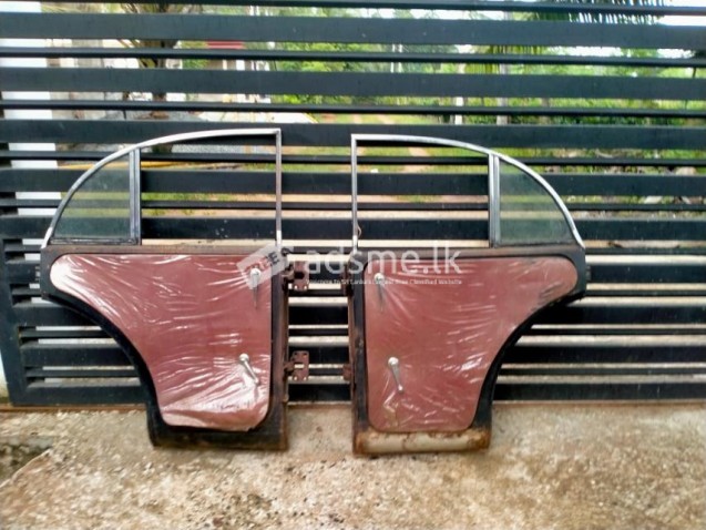 Morris Minor Door