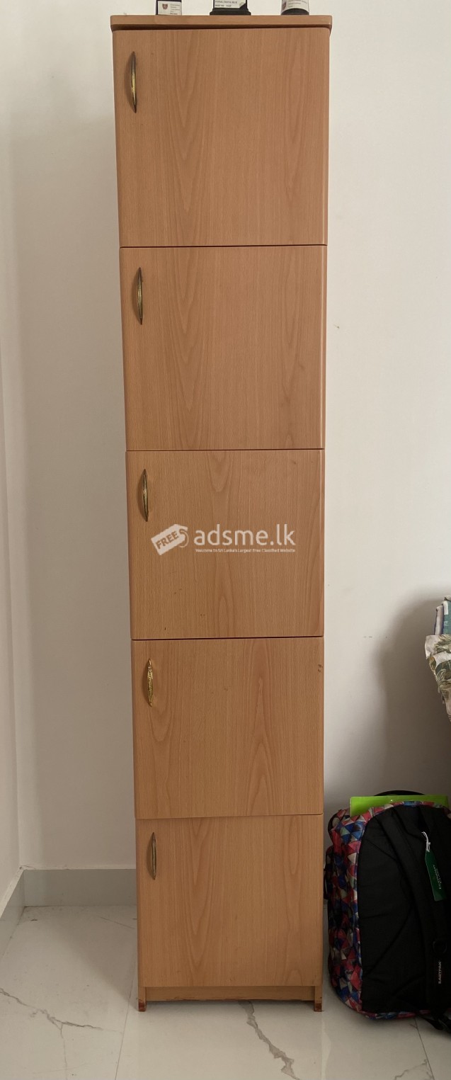 5 Rack Storage Cupboard