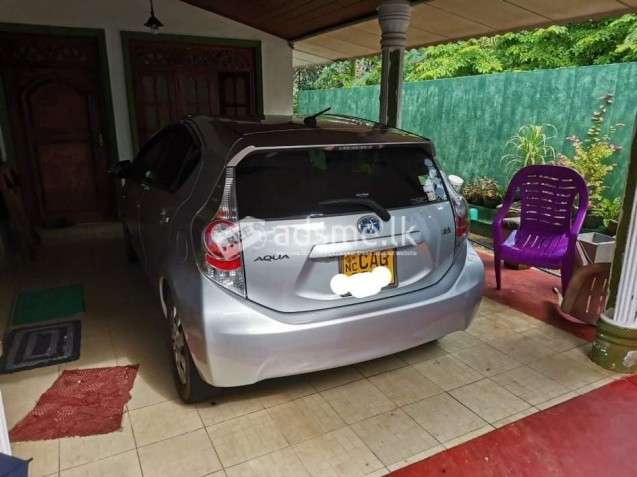 Toyota Aqua 2015 (Used)