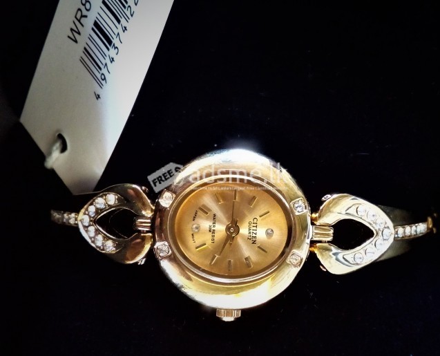 Very cool fashion and great design lady watch