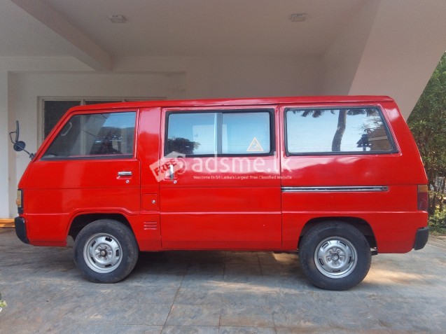 Mitsubishi Delica L300 1984