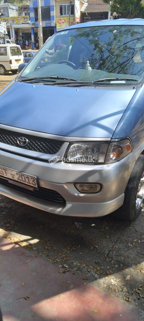 Toyota Regius 1998