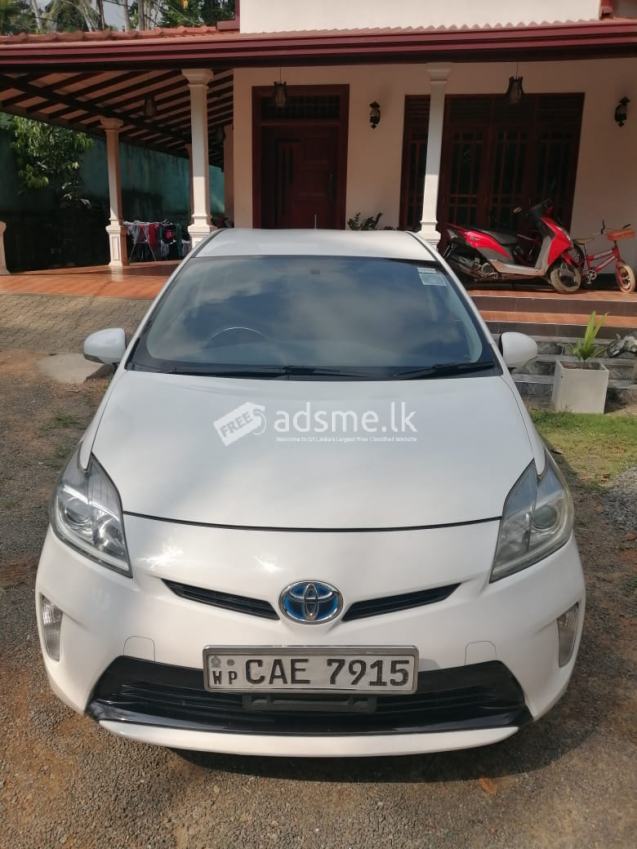 Toyota Prius 2014 (Used)