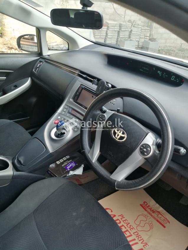 Toyota Prius 2014 (Used)