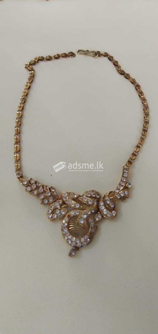 12 CARAT GOLD SOLID ANTIQUE JEWELLERY