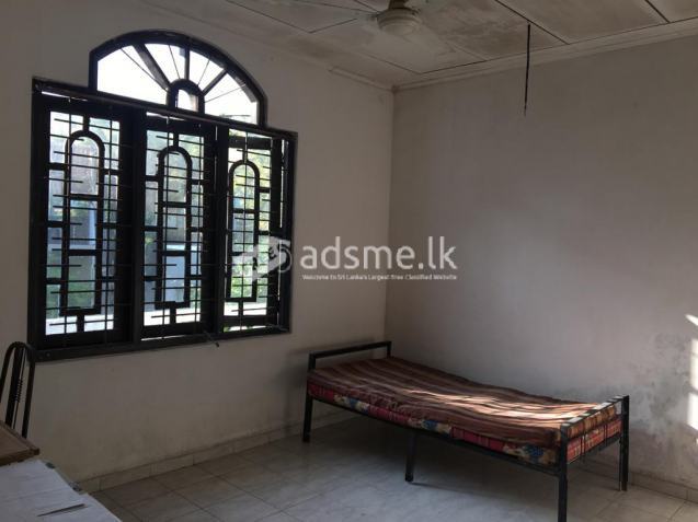 Rooms for rent in maharagama ( Girls only)