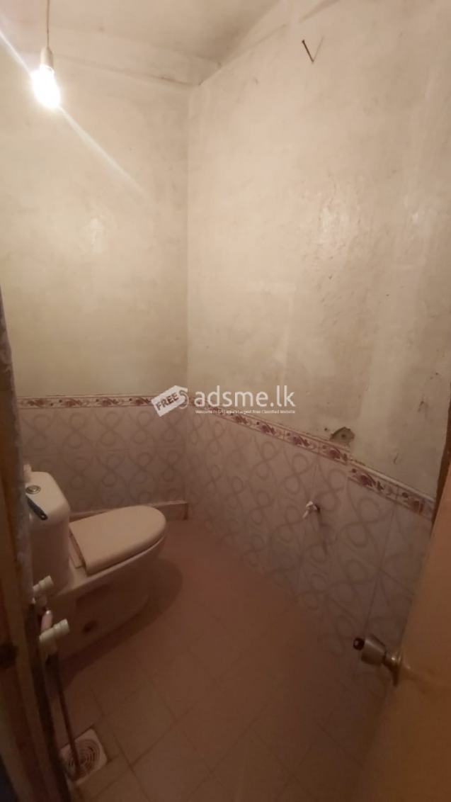 House for sale in Polgolla