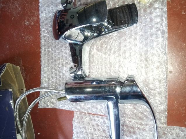 Bathroom fitting sale (GROHE )