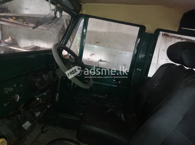 Mitsubishi 4DR 1978 (Used)