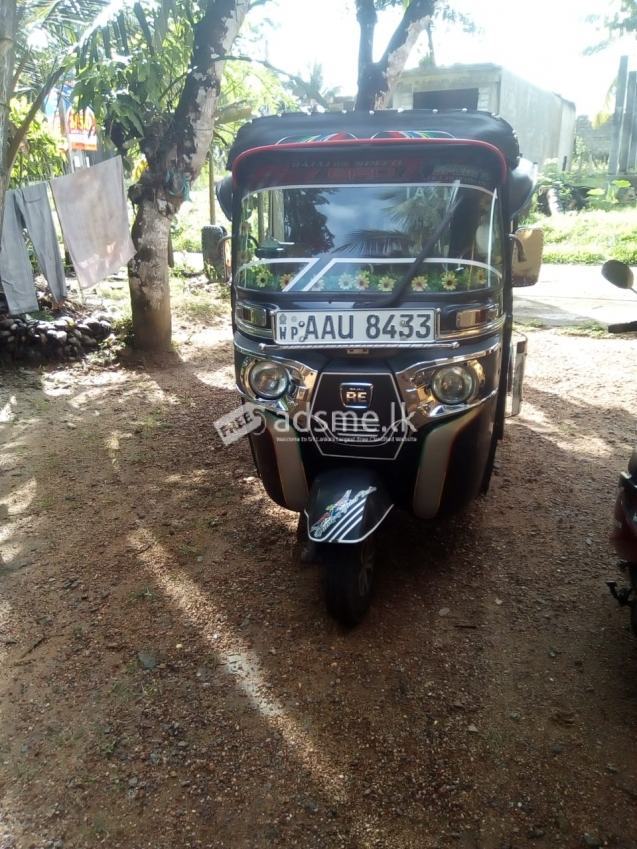 Bajaj 4 stork Wheeler