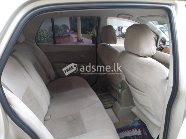 Nissan Tiida 2010 (Used)