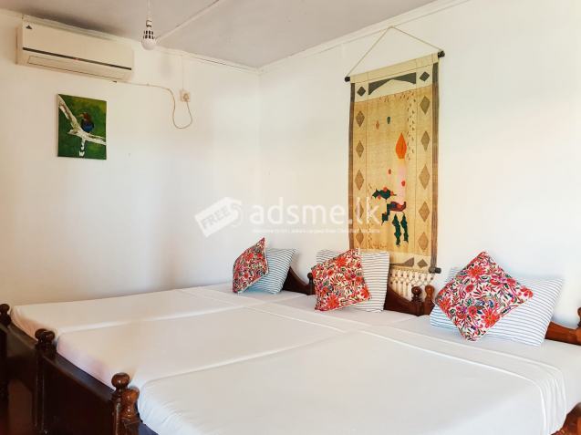 A guest house consists of 87.5 perches available for sale in hambanthota
