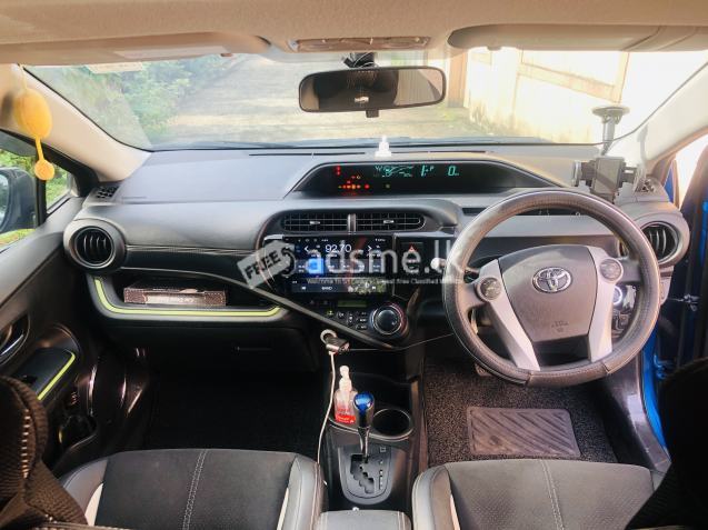 Toyota Aqua 2013 (Used)